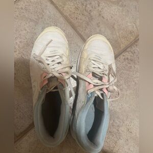 Womens Size 9 Head White and Pink Athletic Sneakers